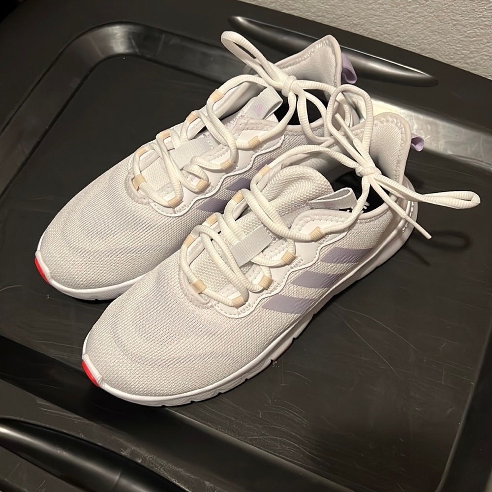 Womens Size 7 Adidas Vario Sport Running Shoes